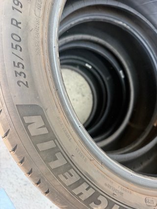 Neumáticos Michelin 235/50R19 103V ocasión