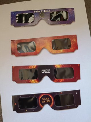 Gafas homologadas ISO 12312‐2 para observar el ecl