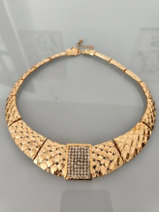 Collar alta bisutería Dorado