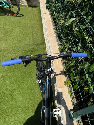 Trek 3700 MTB — Negro/Azul —  27,5”