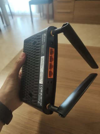 Router TP-Link Negro 4G modelo TL-MR6400