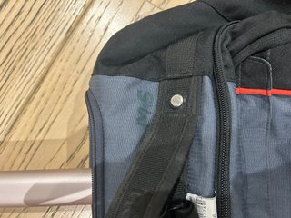 Due zaini da viaggio con ruote