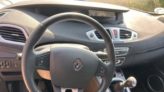 Renault Grand Scenic 2012