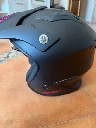 Casco de moto, marca ACERBIS