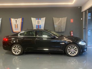 Jaguar XF 2015
