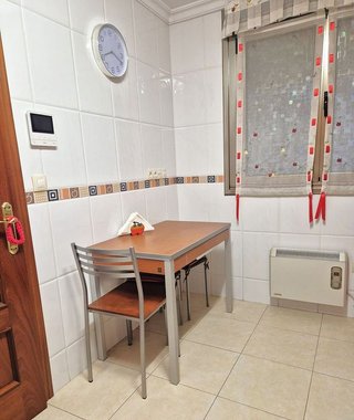 Piso en venta en La Villa - Bazuelo en Mieres