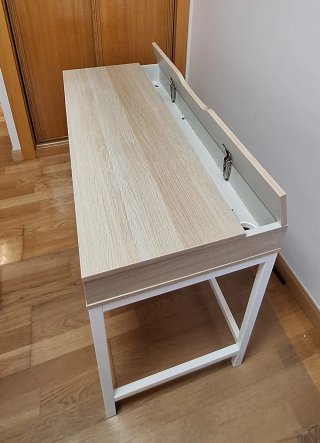 Escritorio Ikea madera y metal. Mod. ALEX