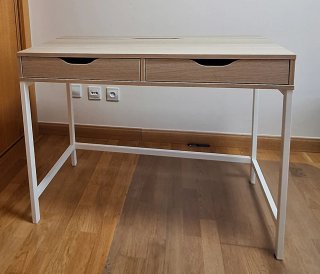 Escritorio Ikea madera y metal. Mod. ALEX