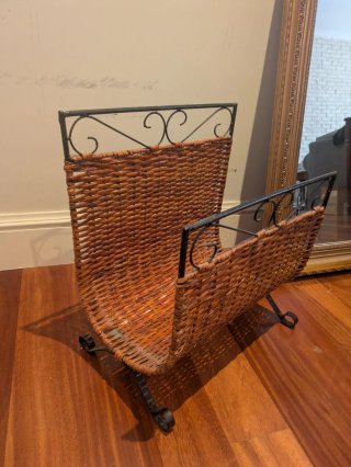 Revistero antiguo