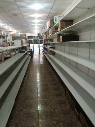 Estanterías con guías 210 metros