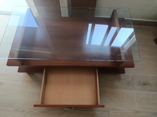 Mesa auxiliar madera y cristal con cajón