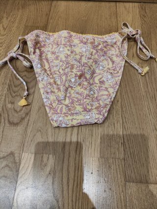 Braguita de bikini Nueva con etiquetas talla M