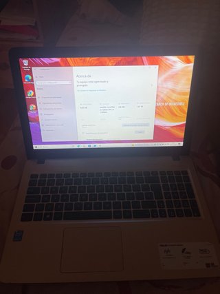 Portátil Asus X540LA i3-5005U 8GB RAM SSD 120GB