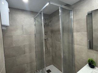 Local comercial en venta en Vilapicina i la Torre Llobeta en Barcelona