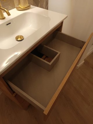 Mueble de baño madera y metal