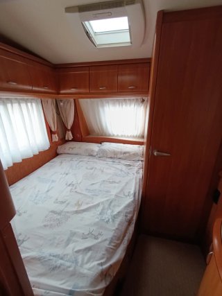 Caravana Hobby Excellent KMFE 2009