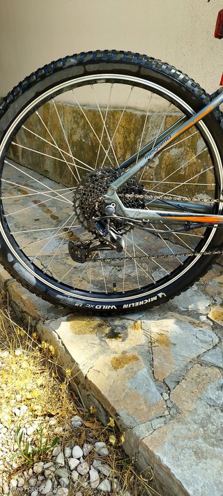 Bicicleta de Montaña Eléctrica MEGAMO