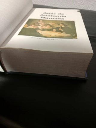 Tres tomos de medicina.