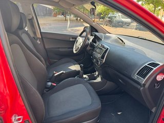 Hyundai i20  1.2 GASOLI9NA 5 PUERTAS
