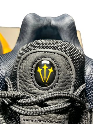 Nike Nocta Hot Step Talla 44 Negro/Dorado