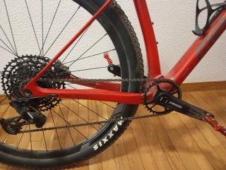 MTB de carbono, talla M 29"