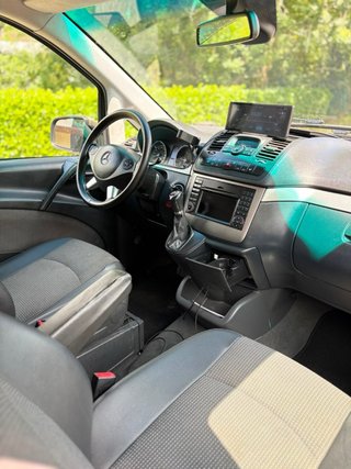 Mercedes Viano 2011