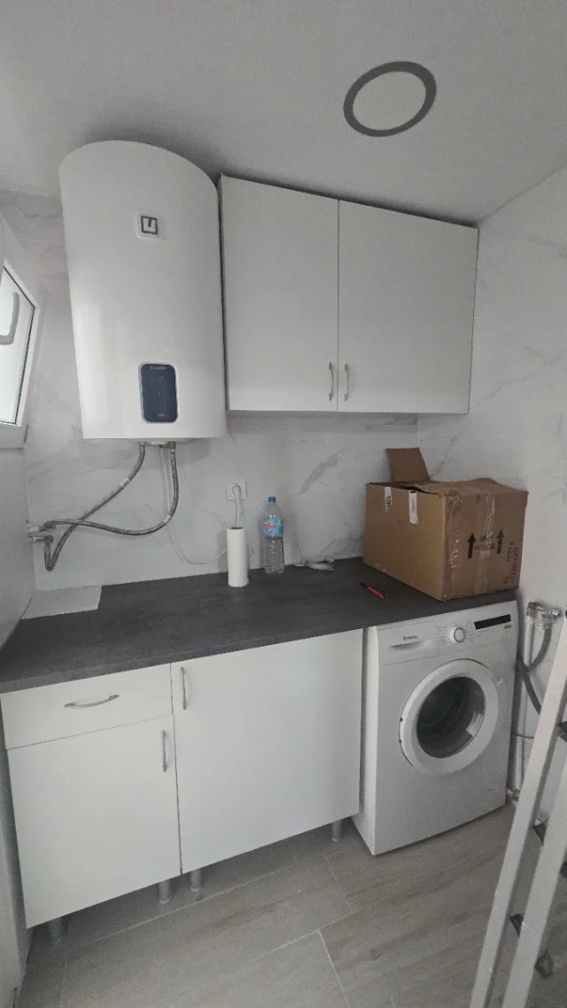 Alquilo habitacion a chica gastos incluidos