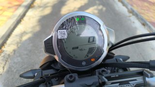 CF Moto CLX 300 Negra