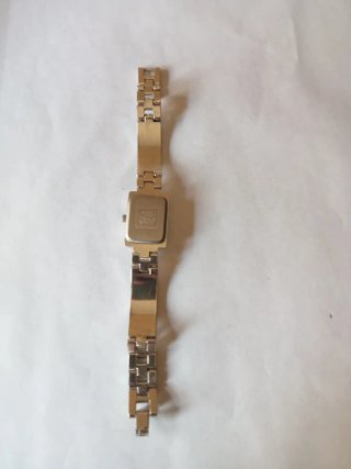 Reloj Yves Rocher
