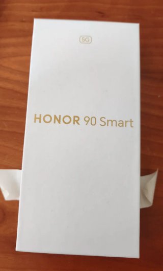 Honor 90 Smart 5g con funda protectora