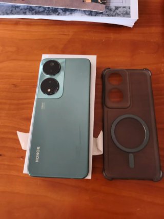 Honor 90 Smart 5g con funda protectora
