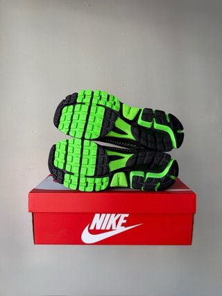 Nike Zoom Vomero 5 ‘Metallic Pewter Green’