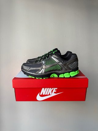 Nike Zoom Vomero 5 ‘Metallic Pewter Green’