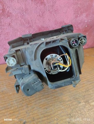 Faro izquierdo 67629599 (vym) Audi A4 (B5) (1994-