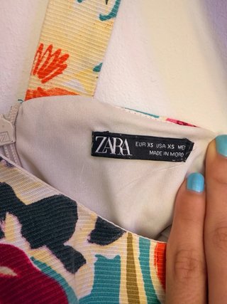 Vestido floral Zara Talla XS