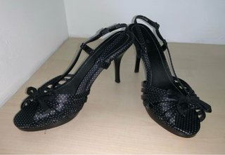 Zapatos de vestir mujer negros y dorados