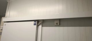 Puerta corredera cámara frigorífica