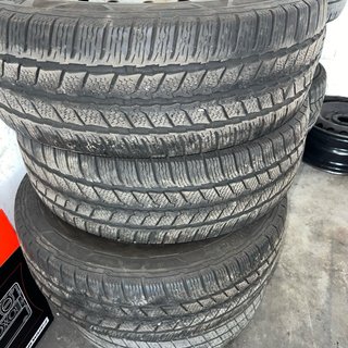 Neumáticos Continental VanContact Winter 215/65 R1