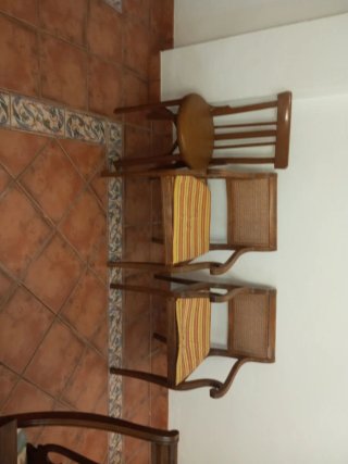 Mesa de comedor y 6 sillas