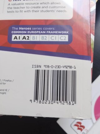 Nuevo HEROES LEVEL 1 PUPIL'S BOOK
