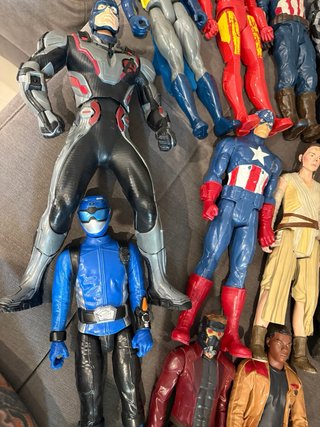 Muñecos Avengers: Iron Man, Black Panther