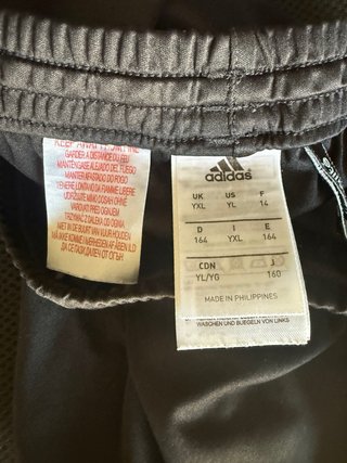 Bermuda Adidas Negra