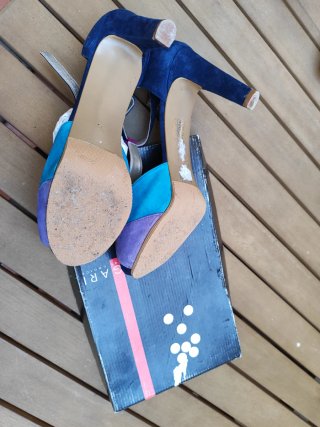 Zapatos de tacón ANGARI azules y morados