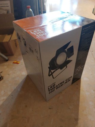 2 Focos LED COB RGB+WW DMX