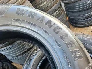 255 65 R18 111H Goodyear - 4 neumáticos +75%