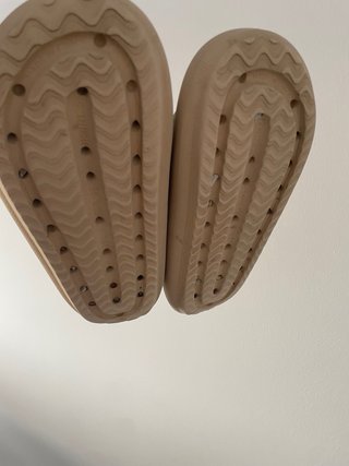 Chanclas beige Primark