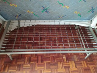 Cama individual con somier 183x80