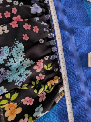 Falda El Corte Inglés floral negra
