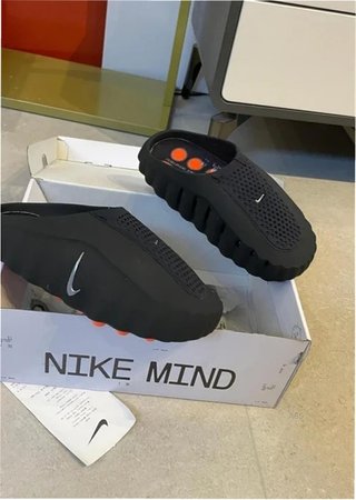 Nike Mind 001 Talla 38 Negro Naranja