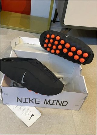 Nike Mind 001 Talla 38 Negro Naranja